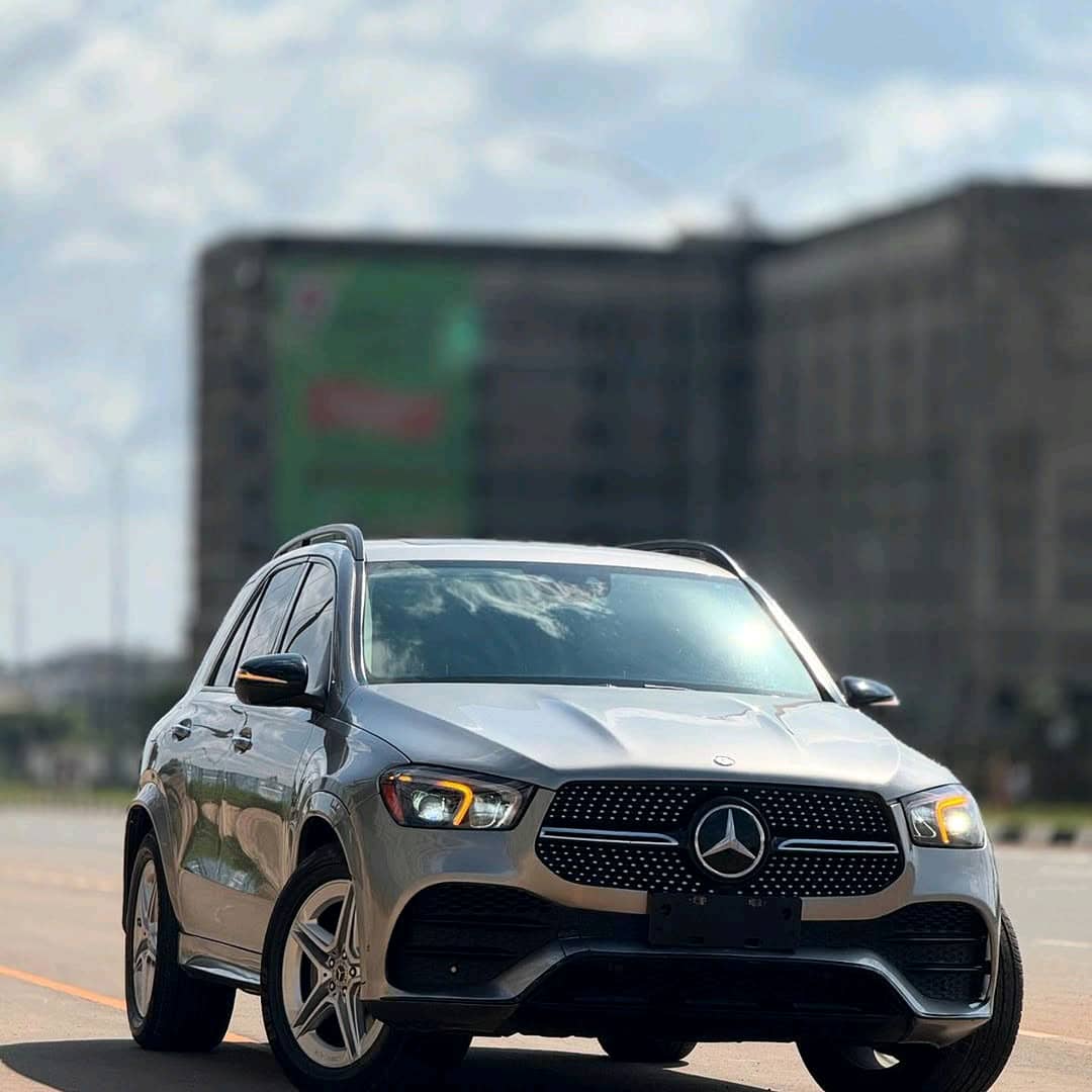 Mercedes Benz GLE450